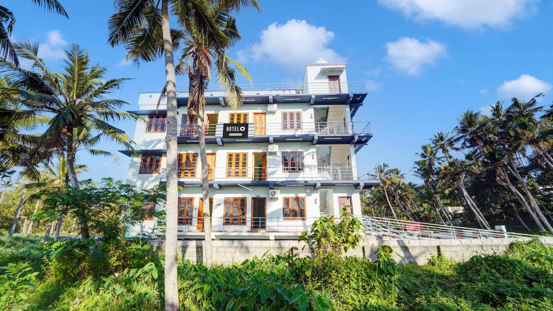 Super Hotel O Kazhakuttam Vadakkumbhagam